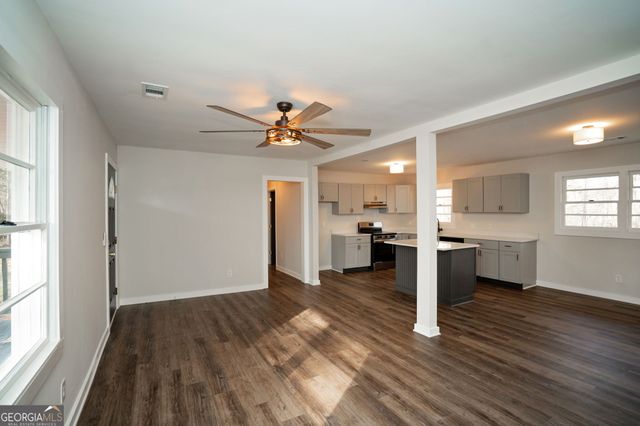 139 Pineview Road, Jackson, GA 30233