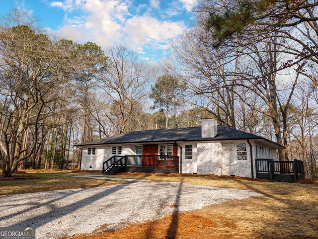 139 Pineview Road, Jackson, GA 30233