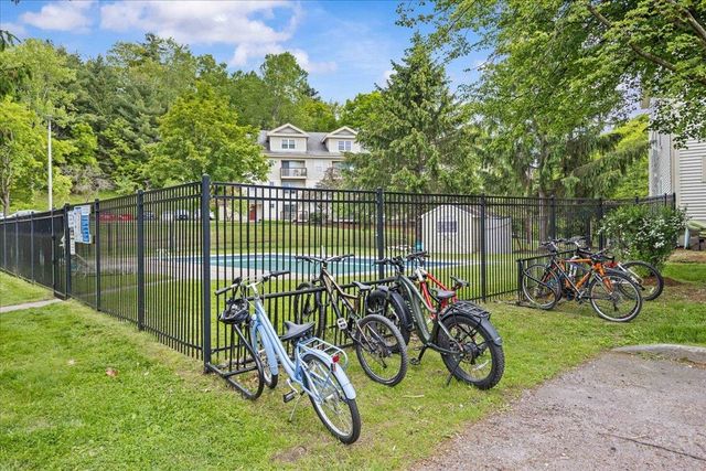340 Hildred Drive, Burlington, VT 05401