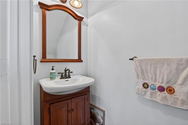 3917 Sutter ST, Virginia Beach, VA 23462