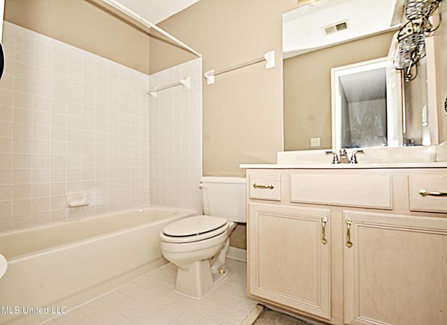 6363 Cheyenne Drive, Olive Branch, MS 38654