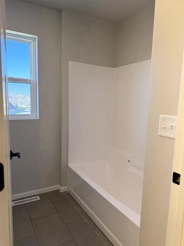 N9315 GEMSTONE COURT, Appleton, WI 54915