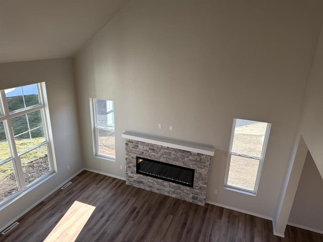 N9315 GEMSTONE COURT, Appleton, WI 54915