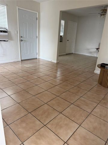 166 W 8th Street 3, Hialeah, FL 33010