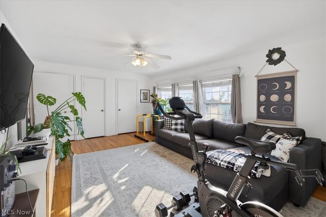 71 Lake Edge Drive, Euclid, OH 44123