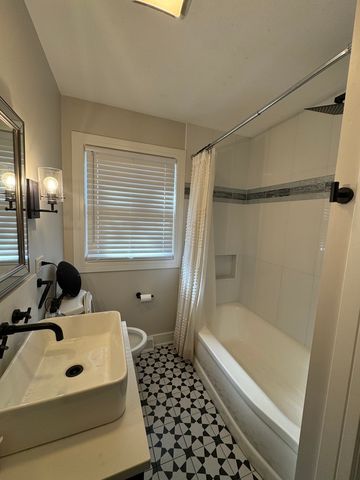 5920 Chicago Avenue, Berkeley, IL 60163