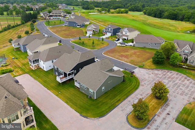 2 CHARLES DR, Gettysburg, PA 17325