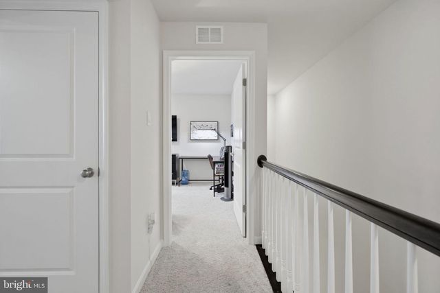 2 CHARLES DR, Gettysburg, PA 17325