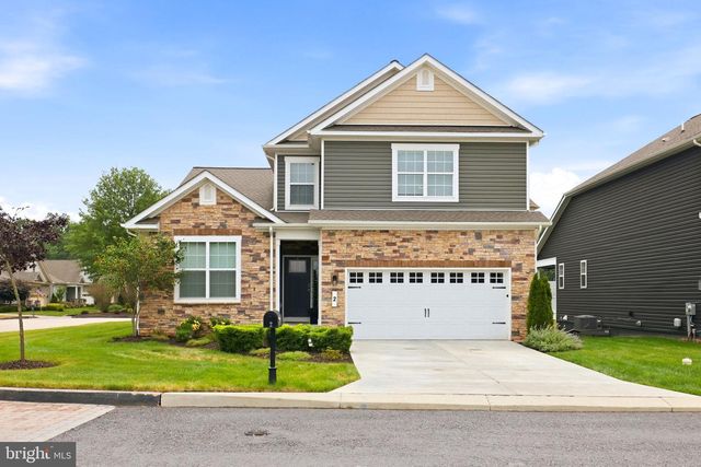 2 CHARLES DR, Gettysburg, PA 17325