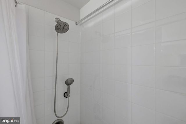 2 CHARLES DR, Gettysburg, PA 17325