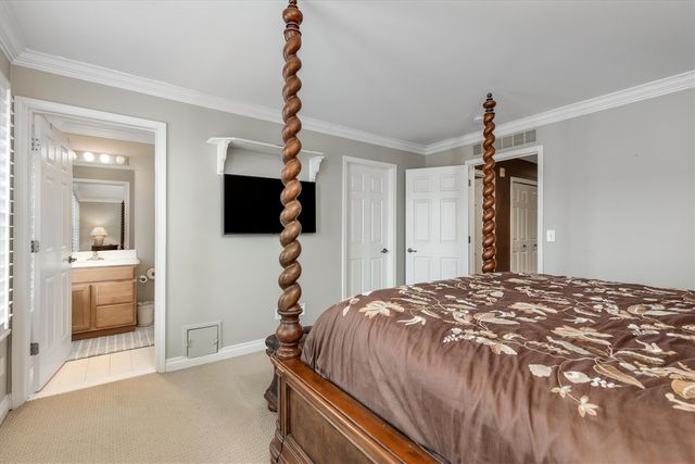 1393 Raliegh Place, Troy, MI 48084