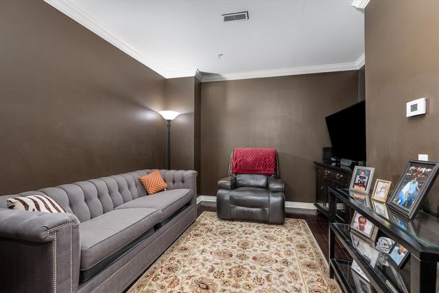 1393 Raliegh Place, Troy, MI 48084