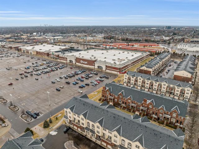 1393 Raliegh Place, Troy, MI 48084