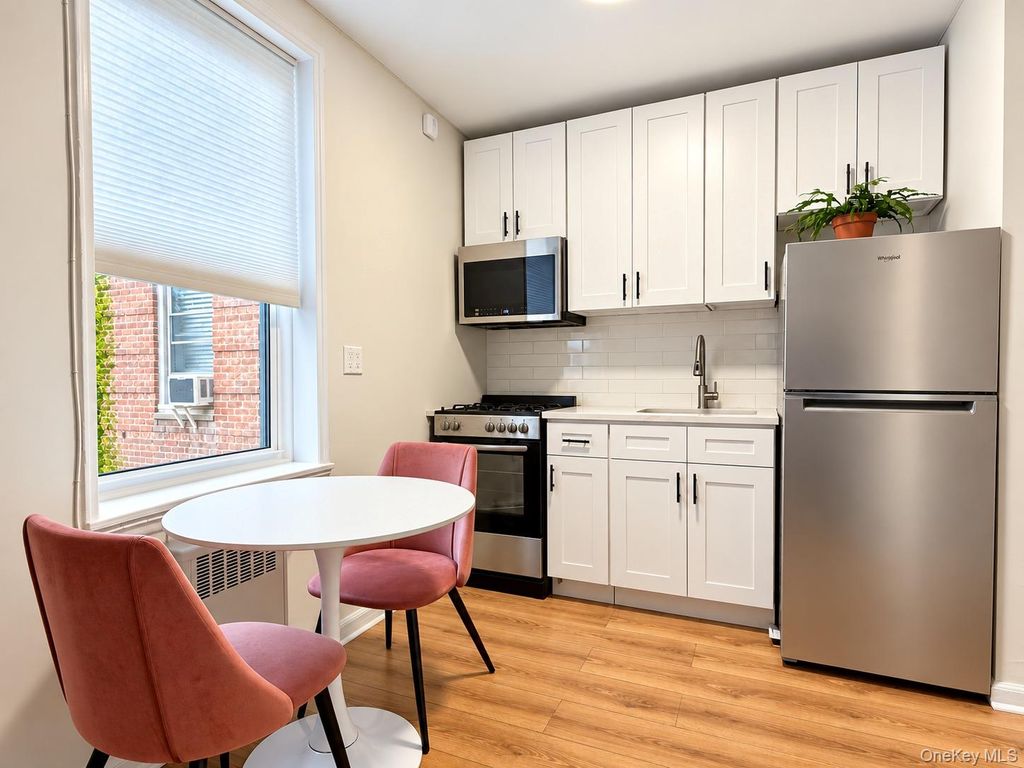 143-25 84th Drive 1L, Jamaica, NY 11435 — photo 4