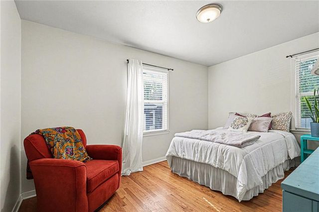 7207 W 71st Terrace, Overland Park, KS 66204