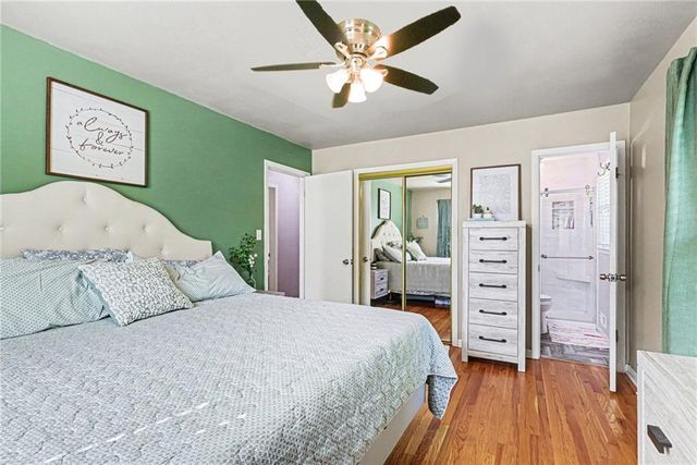 7207 W 71st Terrace, Overland Park, KS 66204
