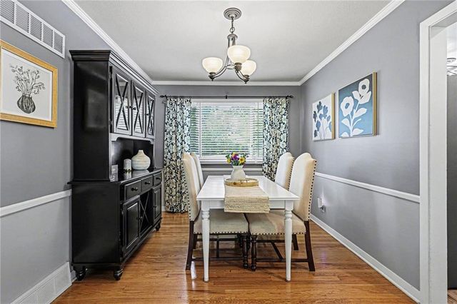 7207 W 71st Terrace, Overland Park, KS 66204