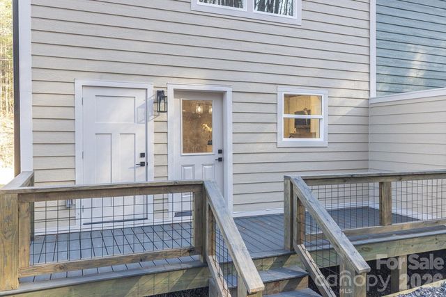 328 Bowditch Street 2B, Burnsville, NC 28714