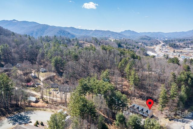 328 Bowditch Street 2B, Burnsville, NC 28714