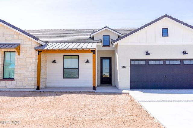 15117 Allegiance Avenue, El Paso, TX 79938