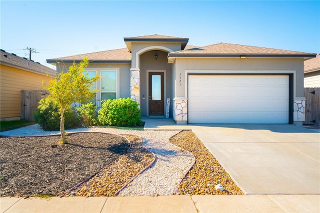 7521 Diamond Dr, Corpus Christi, TX 78414