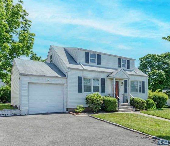 207 Highview Drive, Clifton, NJ 07013
