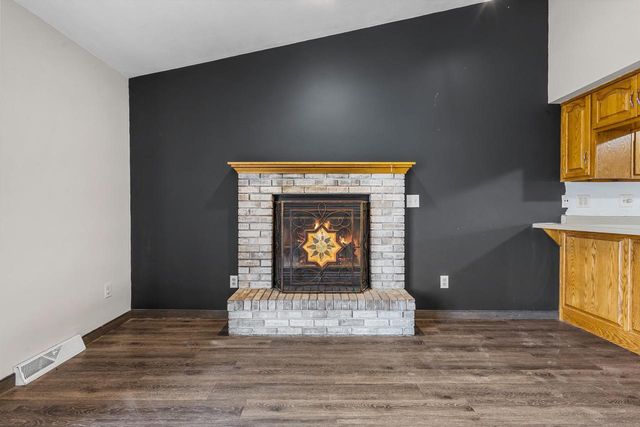 1241 BRIARWOOD DRIVE, Menasha, WI 54952