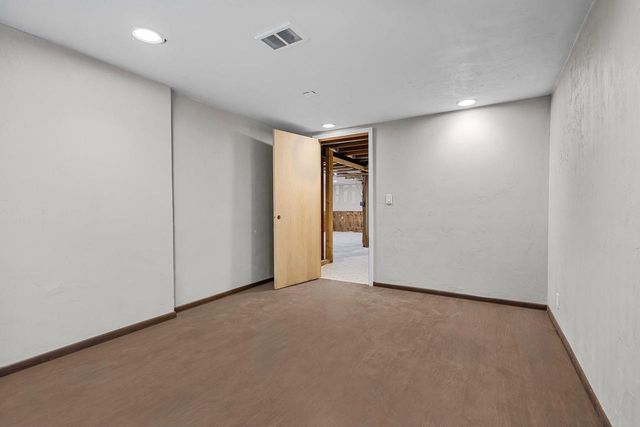 1241 BRIARWOOD DRIVE, Menasha, WI 54952