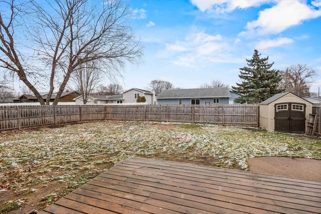 1241 BRIARWOOD DRIVE, Menasha, WI 54952