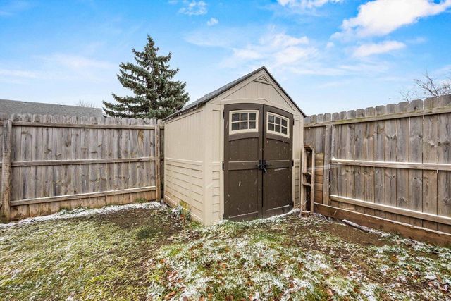 1241 BRIARWOOD DRIVE, Menasha, WI 54952