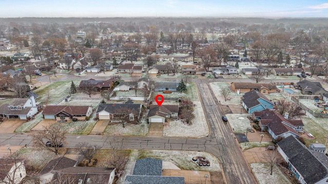 1241 BRIARWOOD DRIVE, Menasha, WI 54952