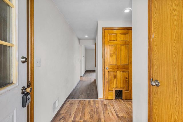 1241 BRIARWOOD DRIVE, Menasha, WI 54952