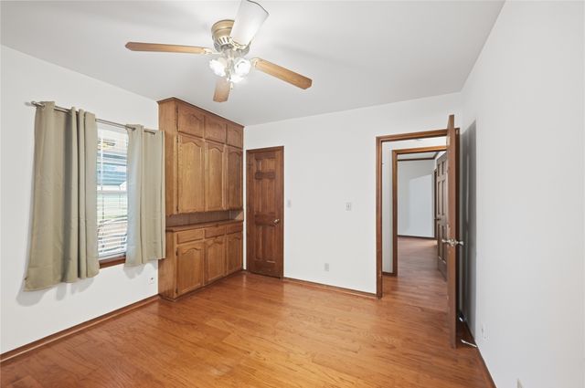 2127 S Oswego Avenue, Tulsa, OK 74114