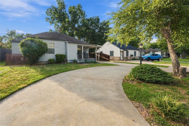 2127 S Oswego Avenue, Tulsa, OK 74114