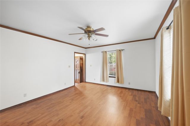 2127 S Oswego Avenue, Tulsa, OK 74114
