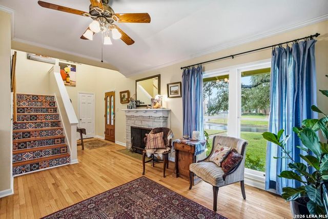 231 Oakleaf Dr, San Antonio, TX 78209
