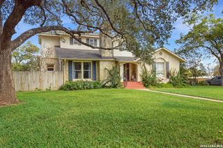 231 Oakleaf Dr, San Antonio, TX 78209