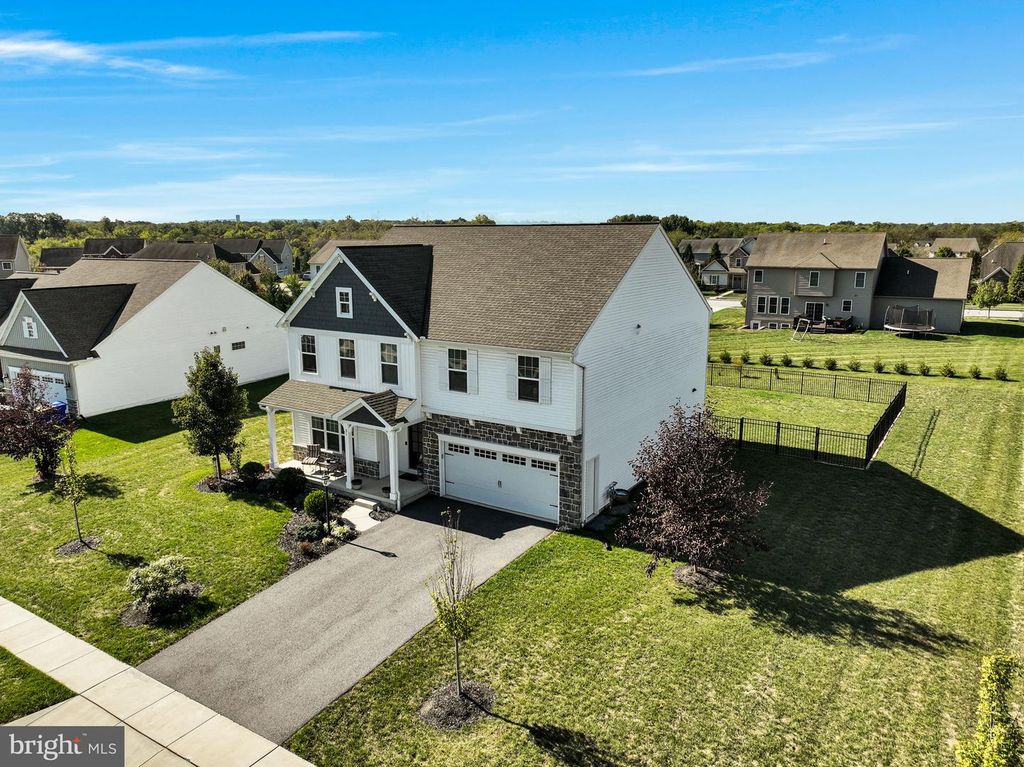 21 BAYBERRY ROAD, Carlisle, PA 17013