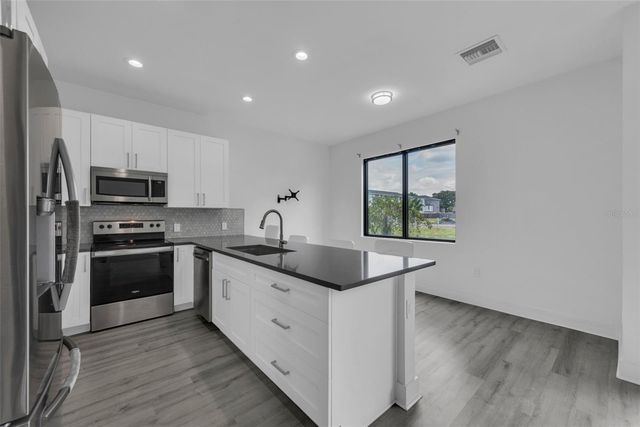 8713 PALM RANCHES PLACE, Tampa, FL 33614