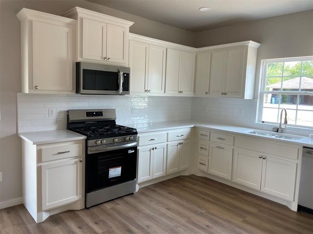 202 W Rosa Street, Shawnee, OK 74804