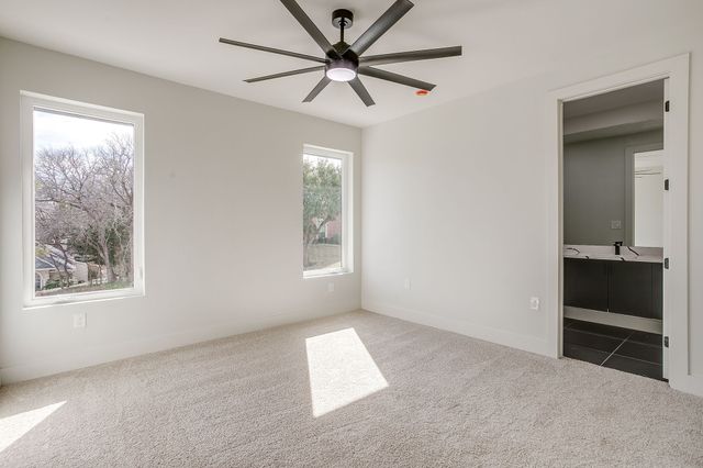 6301 Tiffany Oaks Lane, Arlington, TX 76016