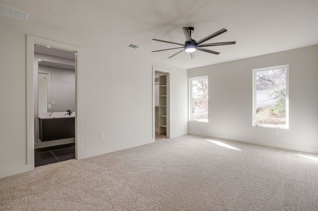 6301 Tiffany Oaks Lane, Arlington, TX 76016