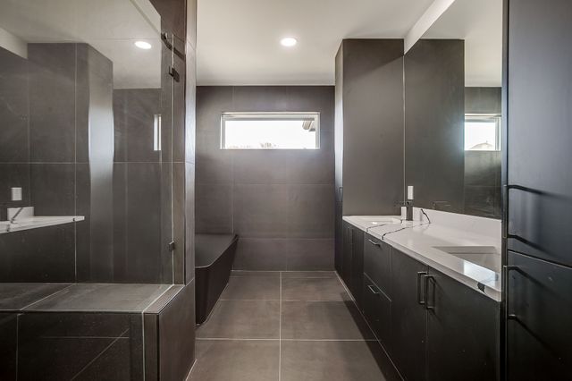 6301 Tiffany Oaks Lane, Arlington, TX 76016