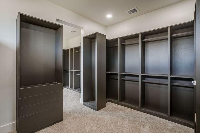 6301 Tiffany Oaks Lane, Arlington, TX 76016