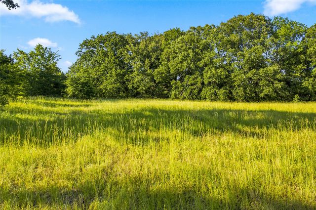610 County Road 2040, Klondike, TX 75448