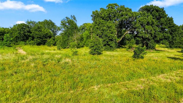 610 County Road 2040, Klondike, TX 75448
