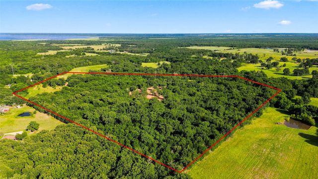 610 County Road 2040, Klondike, TX 75448