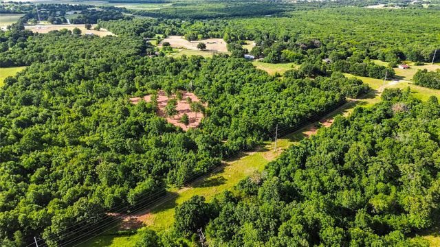 610 County Road 2040, Klondike, TX 75448