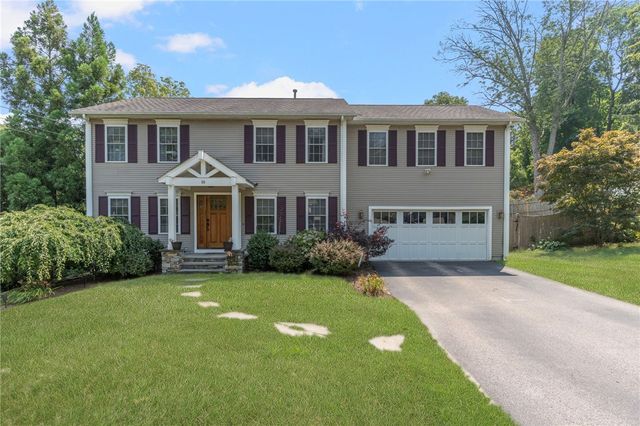 16 Taylor Lane, Warwick, RI 02886