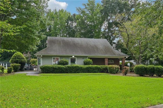 120 Heritage Court, Fayetteville, GA 30214